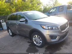 5XYPGDA31GG096896 2016 KIA SORENTO