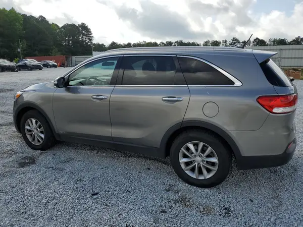 5XYPGDA31GG102406 2016 KIA SORENTO - Image 2