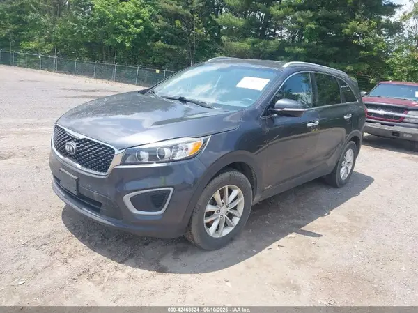 5XYPGDA31GG134305 2016 KIA SORENTO - Image 2