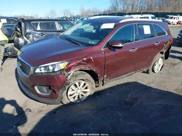 5XYPGDA31GG135230 2016 KIA SORENTO - Image 2
