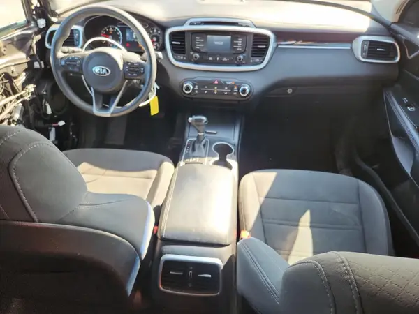 5XYPGDA31GG165988 2016 KIA SORENTO - Image 8