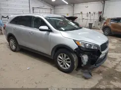 5XYPGDA31GG168597 2016 KIA SORENTO