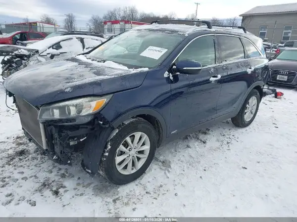 5XYPGDA31HG200420 2017 KIA SORENTO - Image 2
