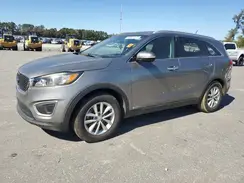 5XYPGDA31HG257121 2017 KIA SORENTO