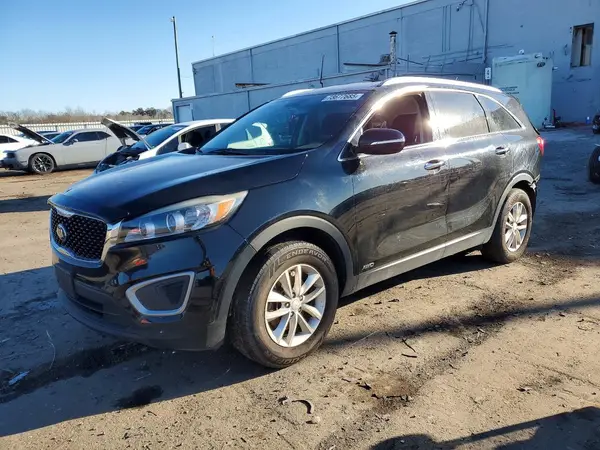 5XYPGDA31HG259483 2017 KIA SORENTO - Image 1