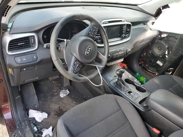 5XYPGDA31HG266367 2017 KIA SORENTO - Image 8