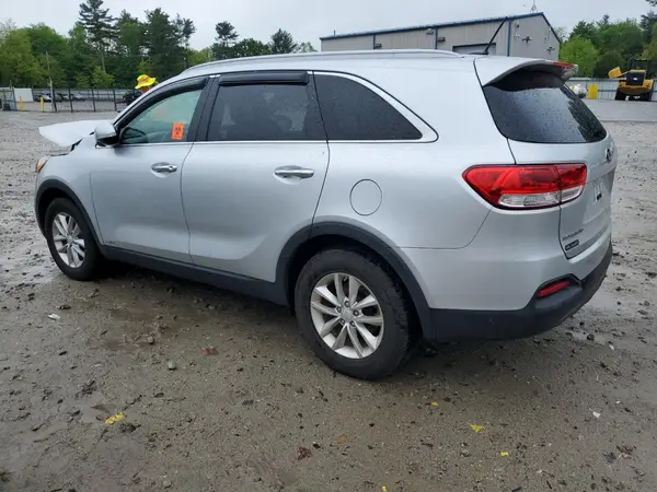 5XYPGDA31HG274873 2017 KIA SORENTO - Image 2