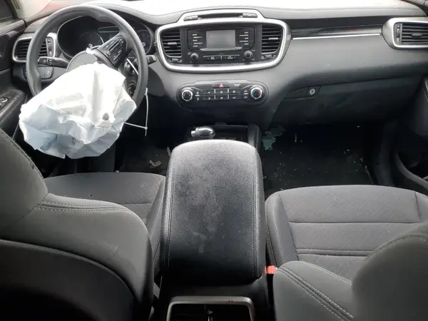 5XYPGDA31HG274873 2017 KIA SORENTO - Image 8