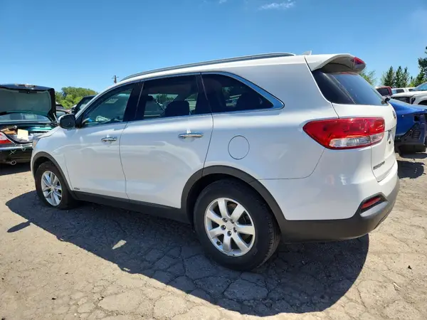 5XYPGDA31HG278499 2017 KIA SORENTO - Image 2