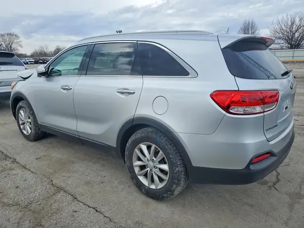 5XYPGDA31HG289468 2017 KIA SORENTO - Image 2