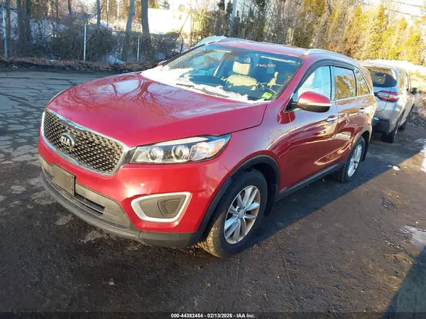 5XYPGDA31HG293617 2017 KIA SORENTO - Image 2