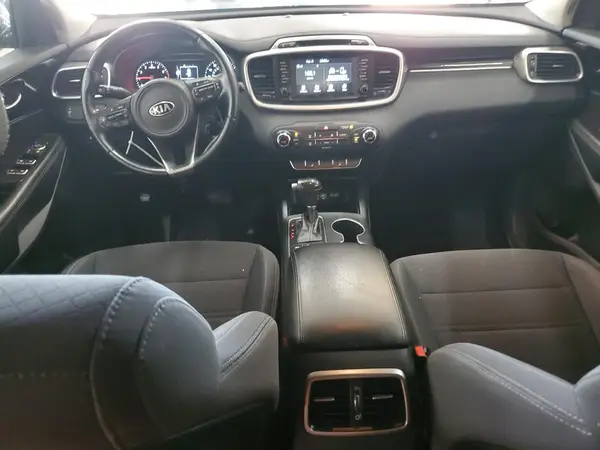 5XYPGDA31HG294718 2017 KIA SORENTO - Image 8