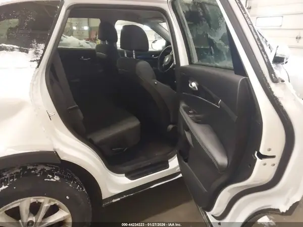 5XYPGDA31HG299594 2017 KIA SORENTO - Image 8