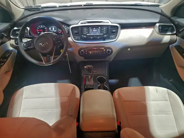 5XYPGDA31HG302445 2017 KIA SORENTO - Image 8