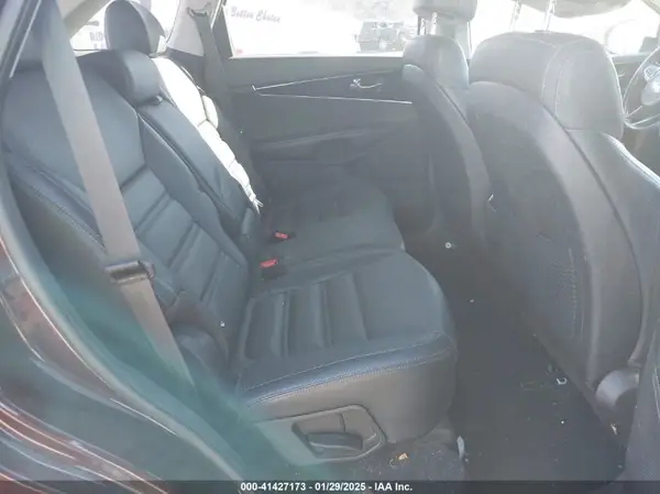 5XYPGDA31HG320931 2017 KIA SORENTO - Image 8
