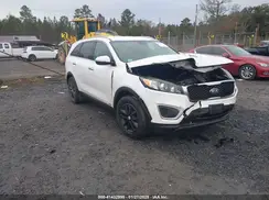 5XYPGDA31HG325238 2017 KIA SORENTO