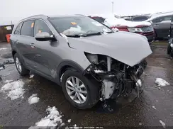 5XYPGDA31JG347438 2018 KIA SORENTO