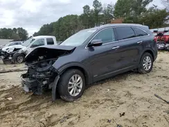 5XYPGDA31JG347911 2018 KIA SORENTO