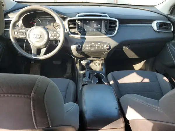 5XYPGDA31JG349514 2018 KIA SORENTO - Image 8