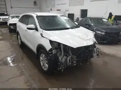 5XYPGDA31JG359041 2018 KIA SORENTO