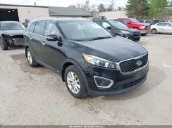 5XYPGDA31JG361940 2018 KIA SORENTO