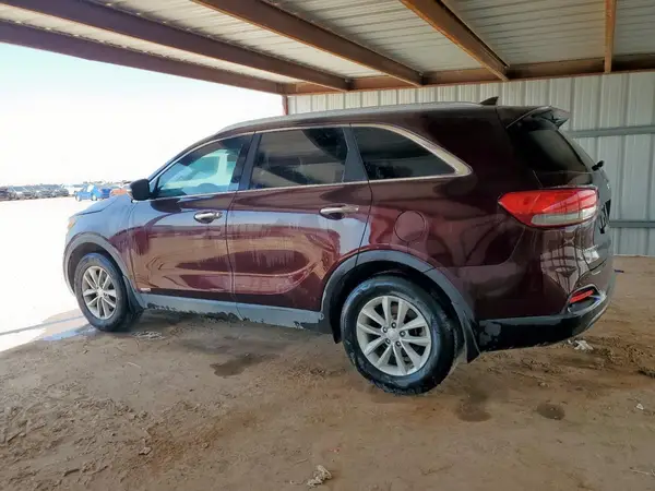 5XYPGDA31JG362697 2018 KIA SORENTO - Image 2