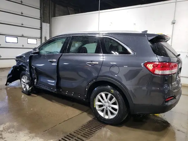 5XYPGDA31JG391651 2018 KIA SORENTO - Image 2