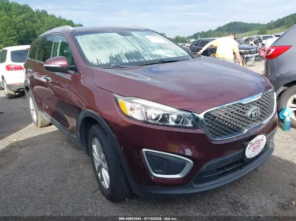 5XYPGDA31JG398129 2018 KIA SORENTO - Image 1