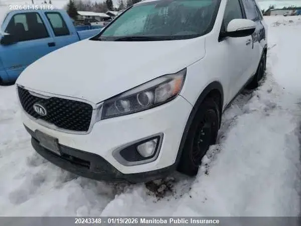 5XYPGDA31JG401689 2018 KIA SORENTO - Image 2