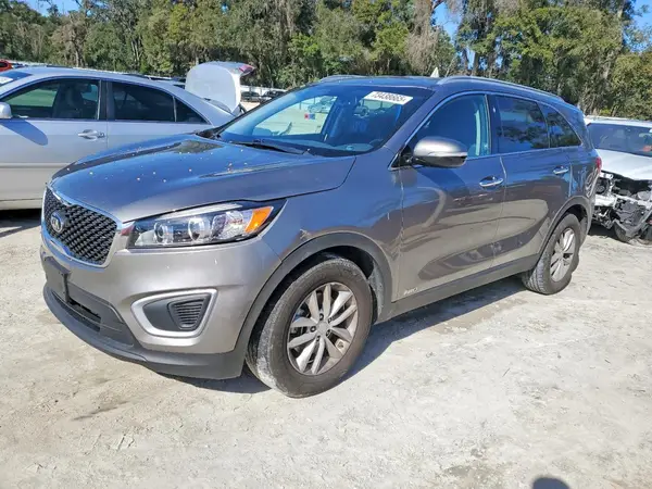 5XYPGDA31JG418928 2018 KIA SORENTO - Image 1