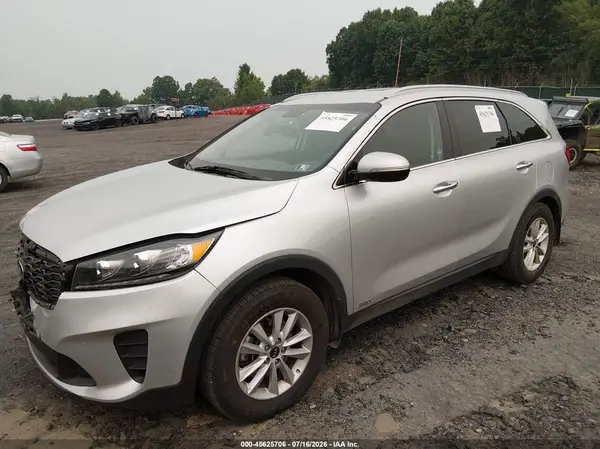 5XYPGDA31KG436461 2019 KIA SORENTO - Image 2