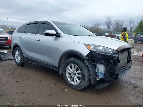 5XYPGDA31KG436492 2019 KIA SORENTO - Image 1