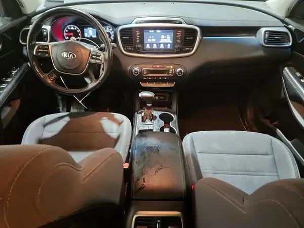 5XYPGDA31KG437075 2019 KIA SORENTO - Image 8