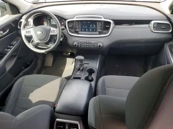 5XYPGDA31KG445368 2019 KIA SORENTO - Image 8
