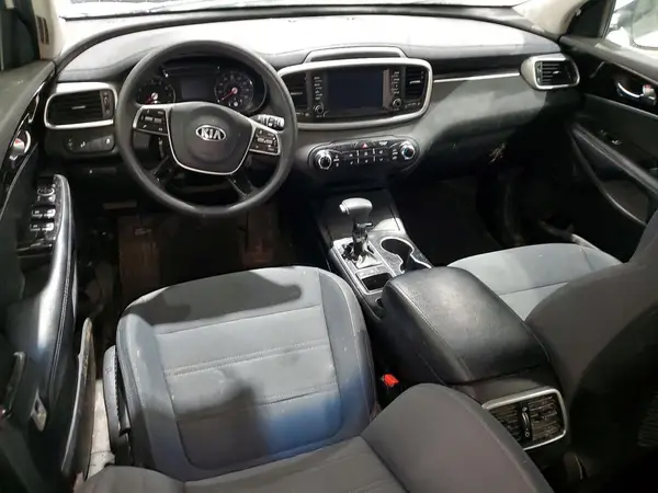 5XYPGDA31KG453082 2019 KIA SORENTO - Image 8