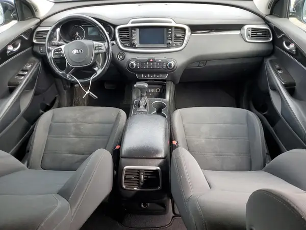 5XYPGDA31KG457066 2019 KIA SORENTO - Image 8