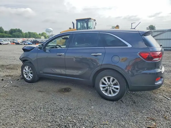 5XYPGDA31KG459903 2019 KIA SORENTO - Image 2