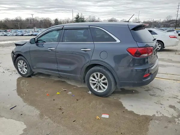 5XYPGDA31KG462445 2019 KIA SORENTO - Image 2