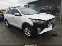 5XYPGDA31KG473722 2019 KIA SORENTO