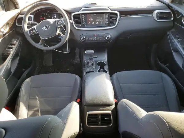 5XYPGDA31KG491007 2019 KIA SORENTO - Image 8