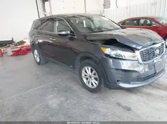 5XYPGDA31KG497857 2019 KIA SORENTO