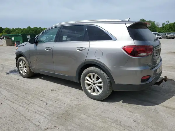 5XYPGDA31KG523437 2019 KIA SORENTO - Image 2