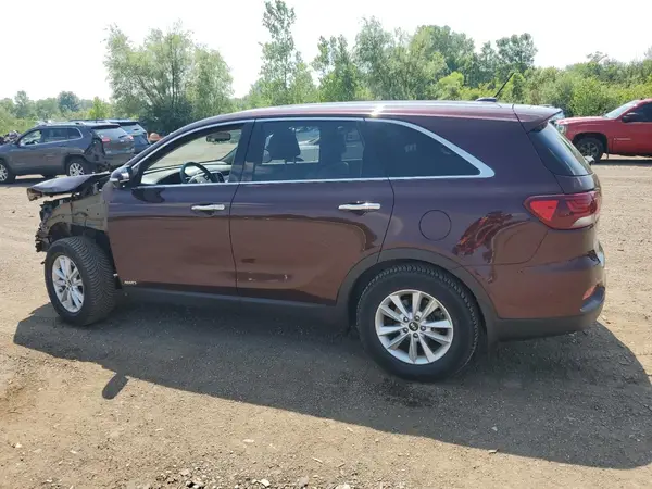 5XYPGDA31KG527567 2019 KIA SORENTO - Image 2