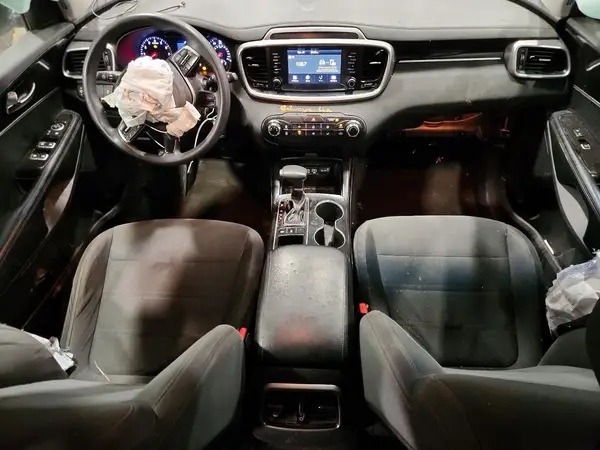 5XYPGDA31KG535149 2019 KIA SORENTO - Image 8