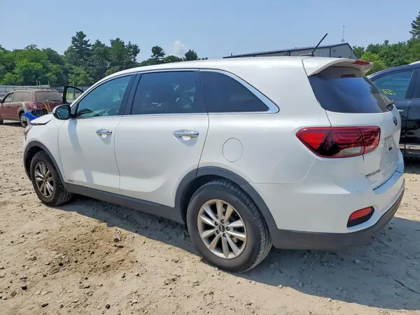 5XYPGDA31KG546510 2019 KIA SORENTO - Image 2