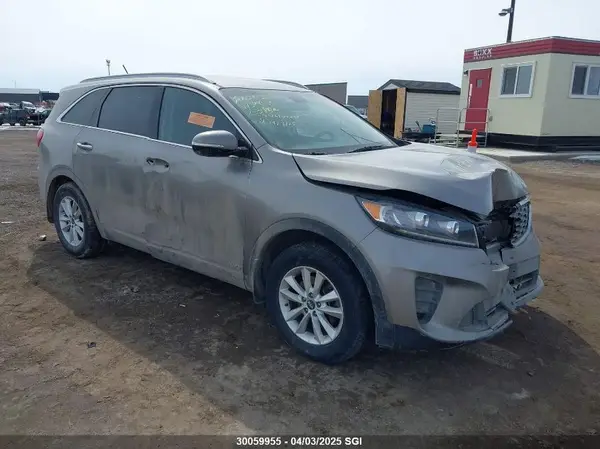 5XYPGDA31KG549956 2019 KIA SORENTO - Image 1