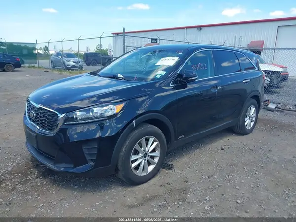 5XYPGDA31KG570466 2019 KIA SORENTO - Image 2