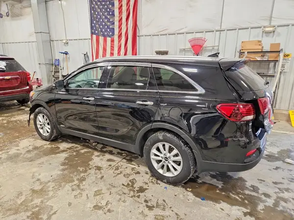 5XYPGDA31KG574890 2019 KIA SORENTO - Image 2