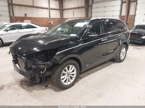 5XYPGDA31KG591141 2019 KIA SORENTO - Image 2