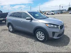 5XYPGDA31KG601733 2019 KIA SORENTO